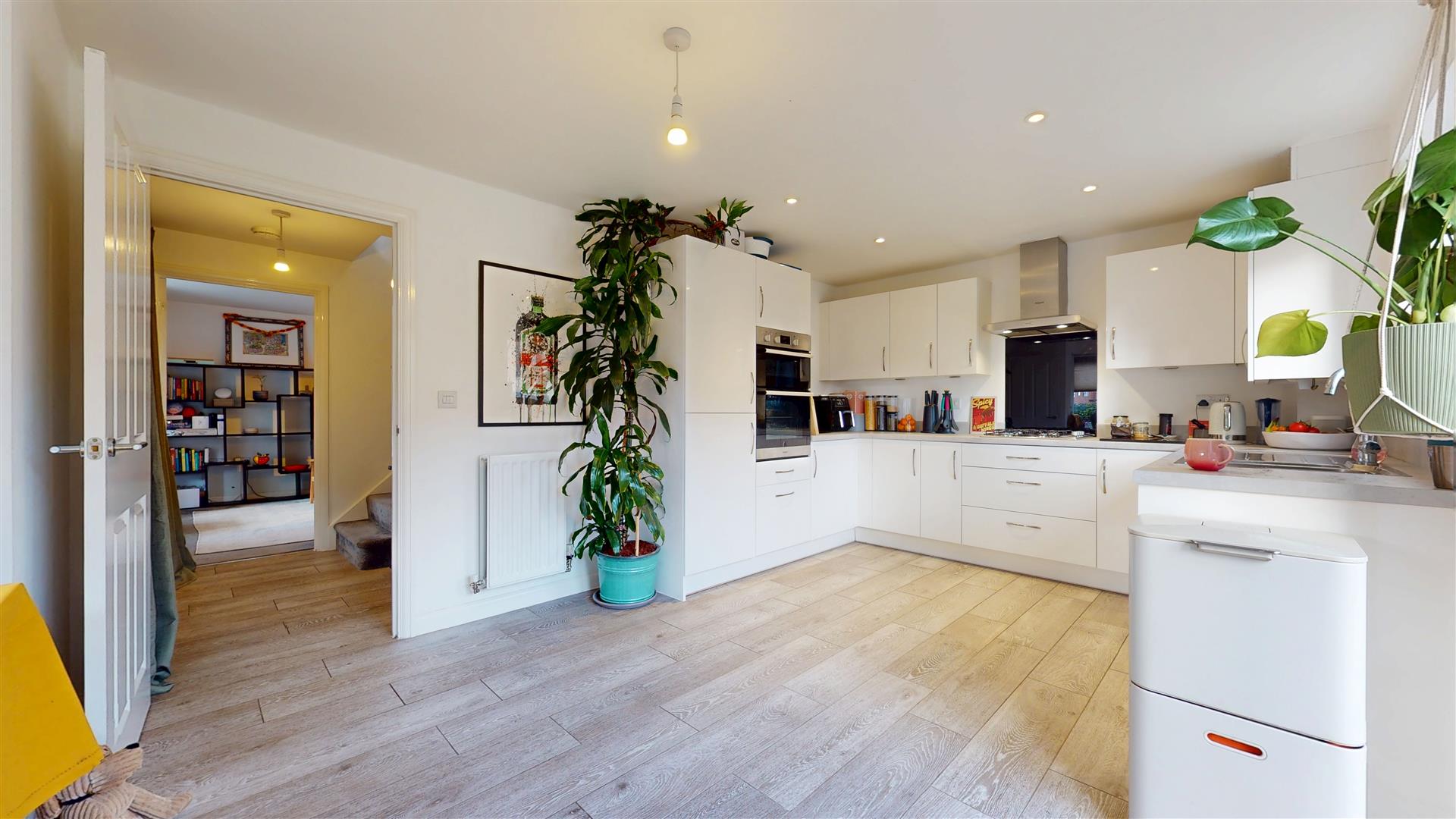 3 bed property in Friesland Avenue, Milton Keynes